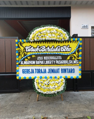 Papan Bunga Duka di Bukit Cermin
